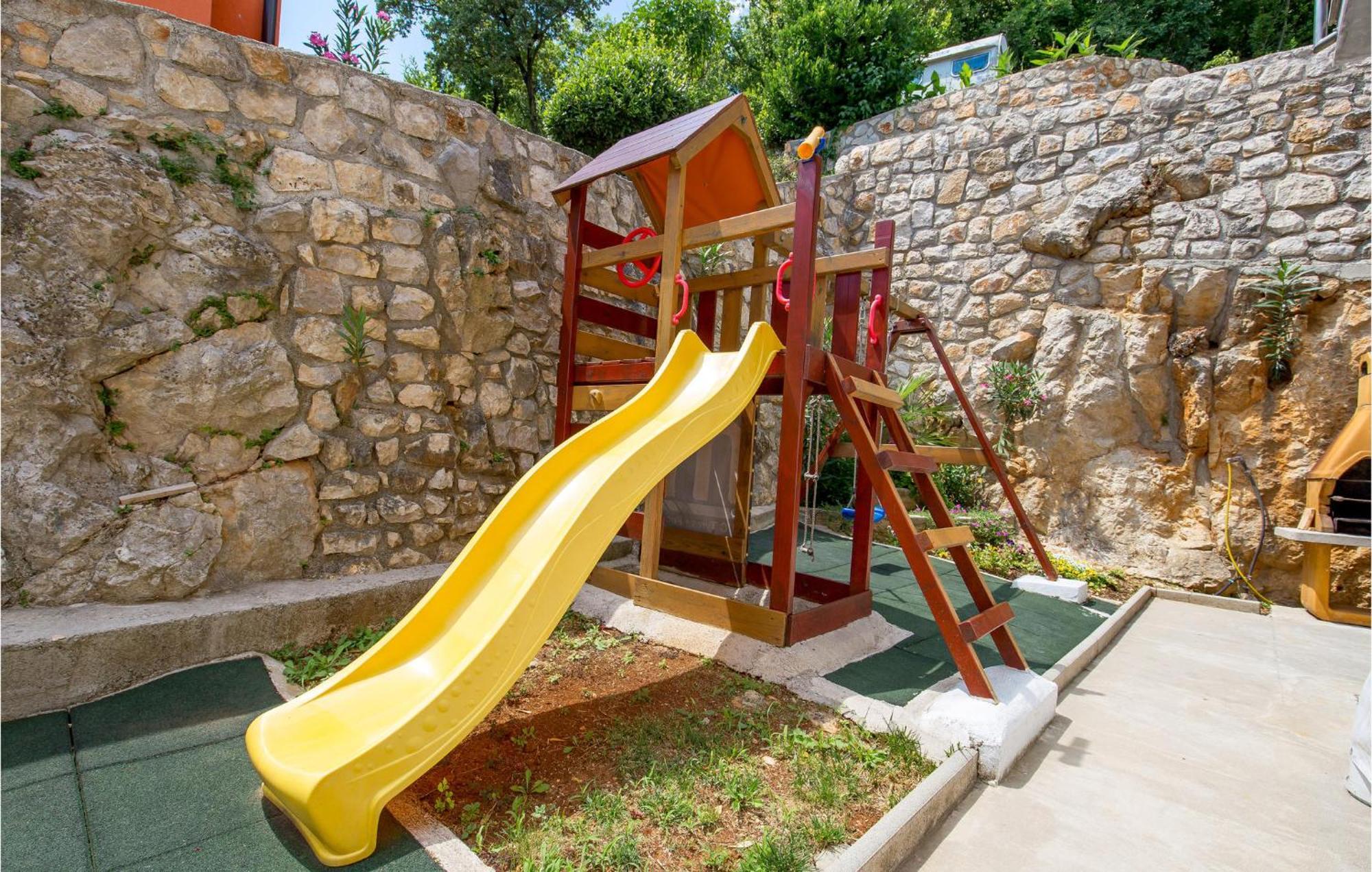 Stunning Apartment In Moscenicka Draga Exterior foto